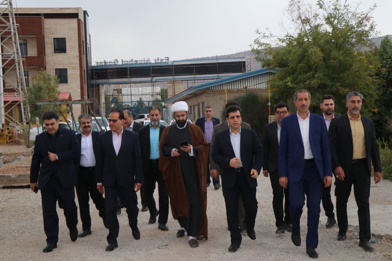 قدردانی نماینده خرم آباد از عملکرد مجموعه‌های فنی و حرفه‌ای و تعاون لرستان